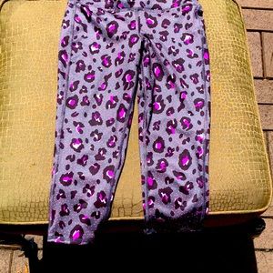 Old Navy active girls cropped leggings Large 10 12